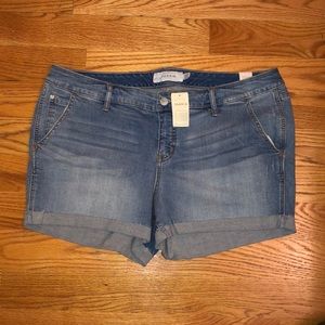 TORRID SIZE 20 Cropped Jean Shorts